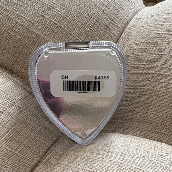 Elegant Silver Crystal Earrings - Picture 3 of 4